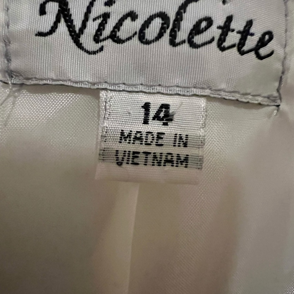 Nicole Off White Women’s Suit with Subtle Sheen Size 14 - Picture 7 of 12